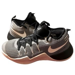 nike hypershift tb